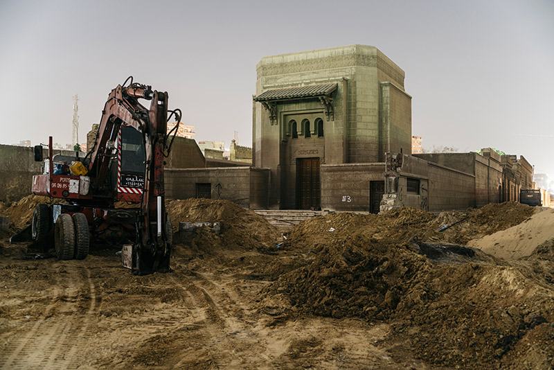 Nécropole du Caire : Nombre de tombes endommagées du cimetière nord ­appartiennent à des personnages importants de l’histoire de l’Égypte au début du XXe siècle et présentent un style architectural unique.